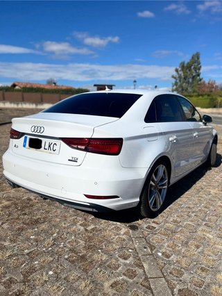 Audi A3 Sedan 2.0 TDI quattro S line 184 CV S tron