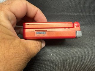Nintendo Game Boy Advance SP Roja
