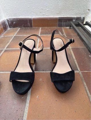 Tacones negros plataforma