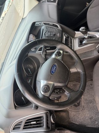 Ford Focus titanium