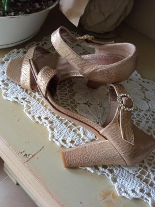 Zapatos de tacón Lodi dorados talla 36