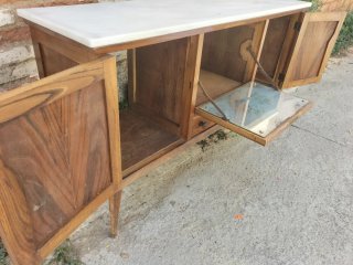 Aparador vintage madera y mármol