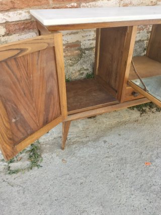 Aparador vintage madera y mármol