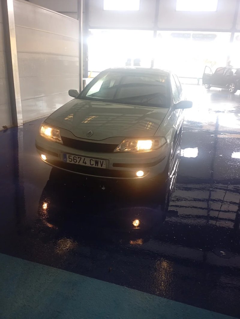 Renault Laguna 2004 - foto 1