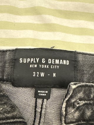 Pantalón Supply Negro Roto