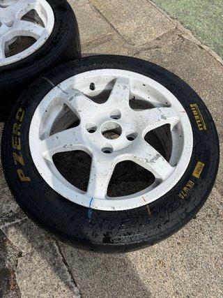 Pirelli Slick Rk7W llanta 15