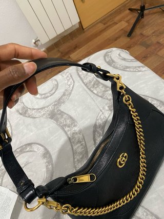 Bolso Gucci Negro Cadena Dorada