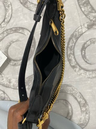 Bolso Gucci Negro Cadena Dorada
