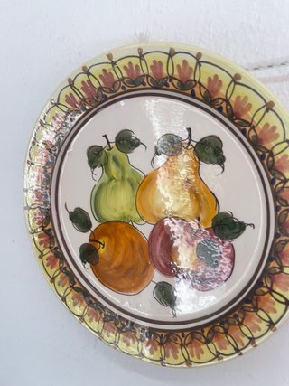 Plato decorativo frutas pintadas