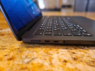MacBook Pro 14 M4 Max 64GB RAM