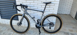Giant Defy Talla M/L y garmin 520 plus