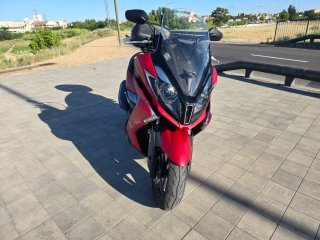 Kymco Superdink 350 ABS Roja