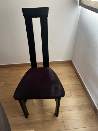 Sillas de comedor negras de madera