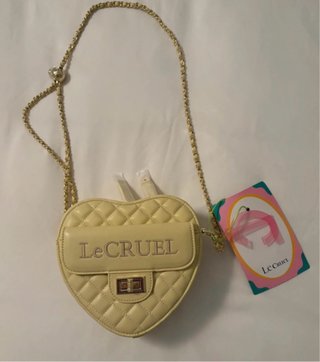 Bolso Corazón Le Cruel Amarillo