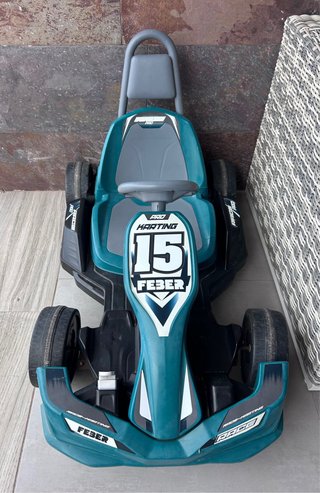 Coche eléctrico Feber Karting 15 para niños