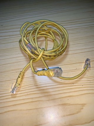Cable de red Ethernet RJ45 Amarillo