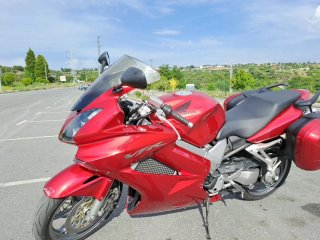 Honda VFR 800 FI 2008 Roja
