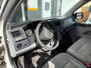 Volkswagen Transporter T5 2011
