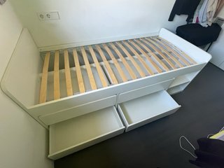 Cama individual IKEA con cajones 90x200cm