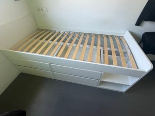 Cama individual IKEA con cajones 90x200cm