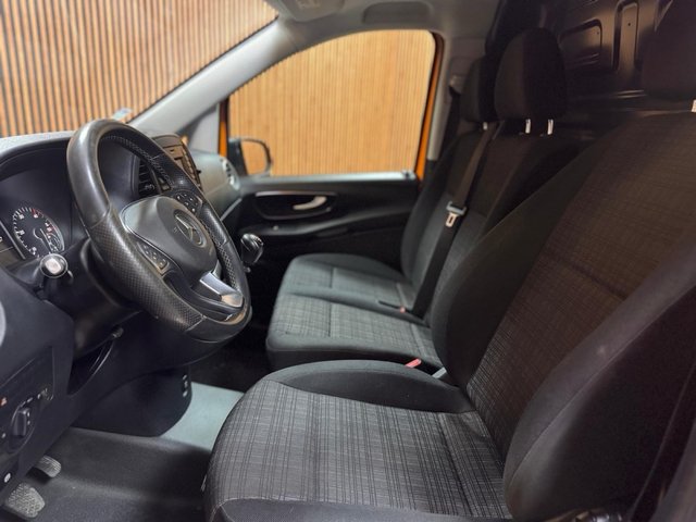 Mercedes-Benz Vito 111 CDI Larga