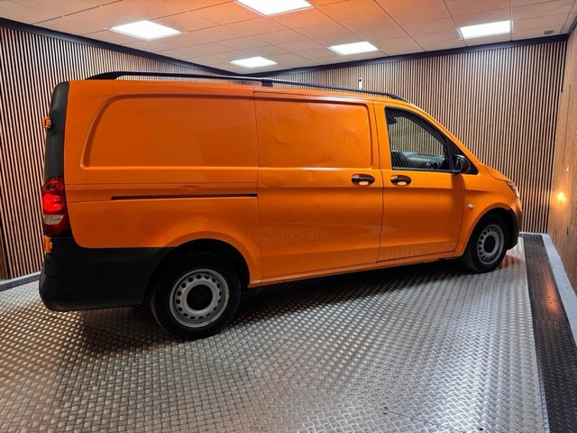 Mercedes-Benz Vito 111 CDI Larga