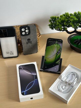 iPhone 16 Pro Max 512GB Negro Titanio