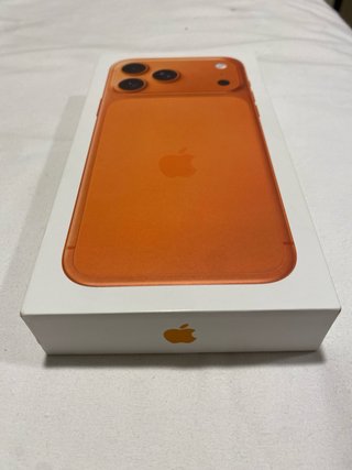 iPhone 17 Pro Max Naranja