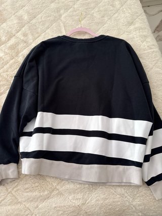 Sudadera Adidas Negra y Blanca