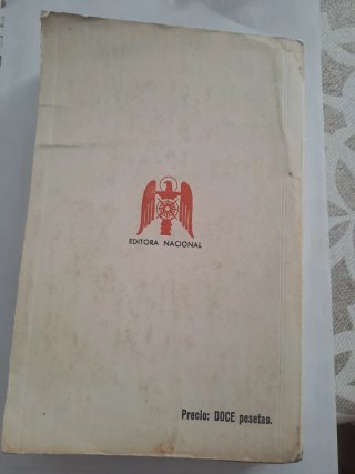 2 libros de Franco, Palabras deCaudillo y Guerra