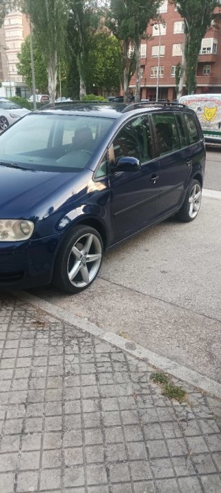Volkswagen Touran 2004