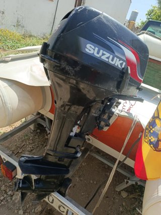 Zodiac Suzumar 3.70 con Suzuki
