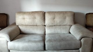 Sofá beige de tela