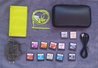 Nintendo DS Lite Verde y juegos