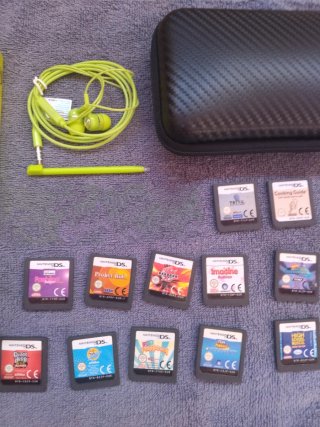Nintendo DS Lite Verde y juegos