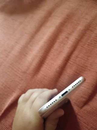 iPhone 8