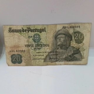Billetes antiguos Portugal 100 y 20 Escudos