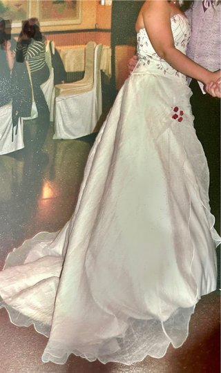 Vestido de Novia Blanco y Morado