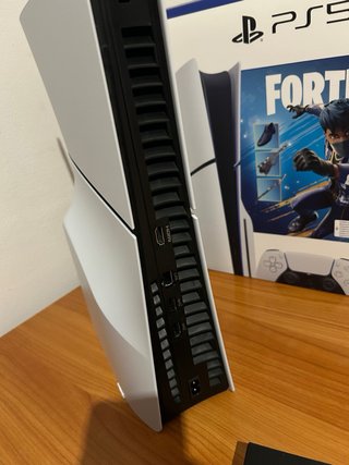 Consola PlayStation 5 +Auriculares + FC26