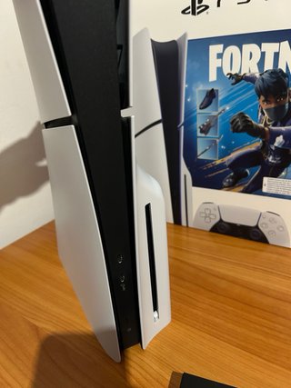 Consola PlayStation 5 +Auriculares + FC26