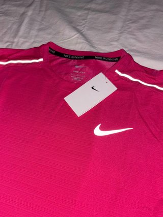 Camiseta Nike Miler Running Rosa Hombre Talla L