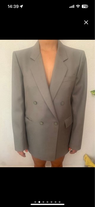 Traje de caballero gris