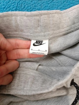 Pantalón Nike tech