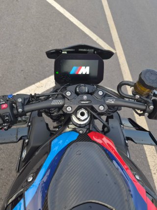 Bmw m 1000 r COMPETITION