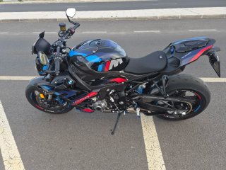 Bmw m 1000 r COMPETITION