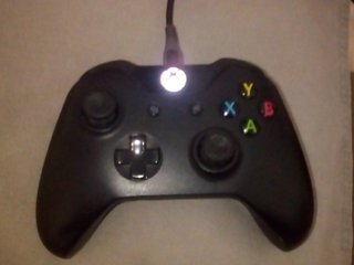 Xbox One Mando + 3 Juegos: Call of Duty, Forza, As