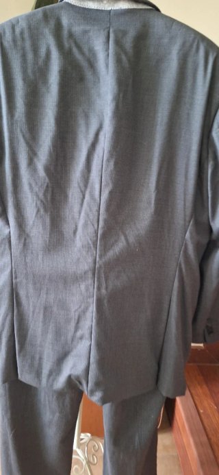 Traje Hugo Boss  XL