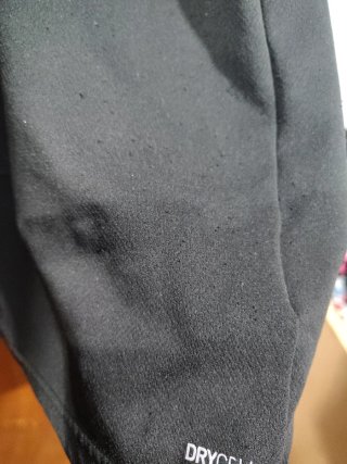 Camiseta deportiva Puma negra