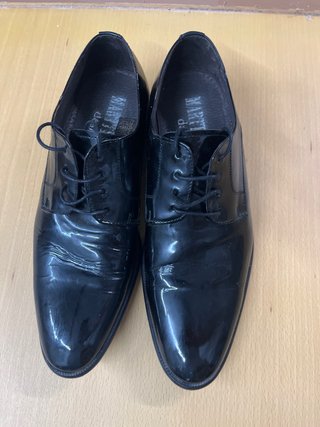 Mocasines Martely negros charol