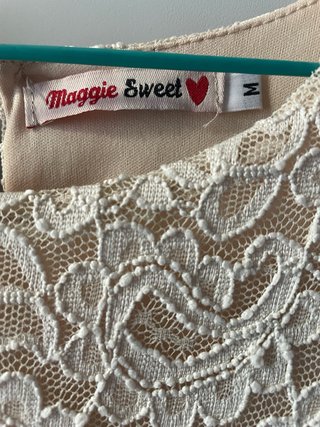 Vestido Maggie Sweet encaje beige y rosa